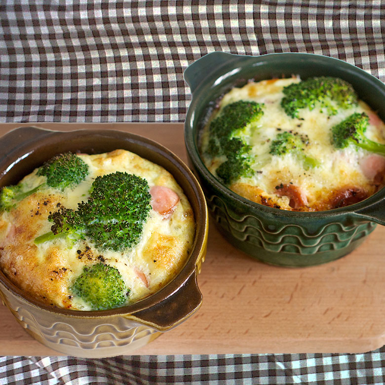 brocoli al horno con jamon y queso