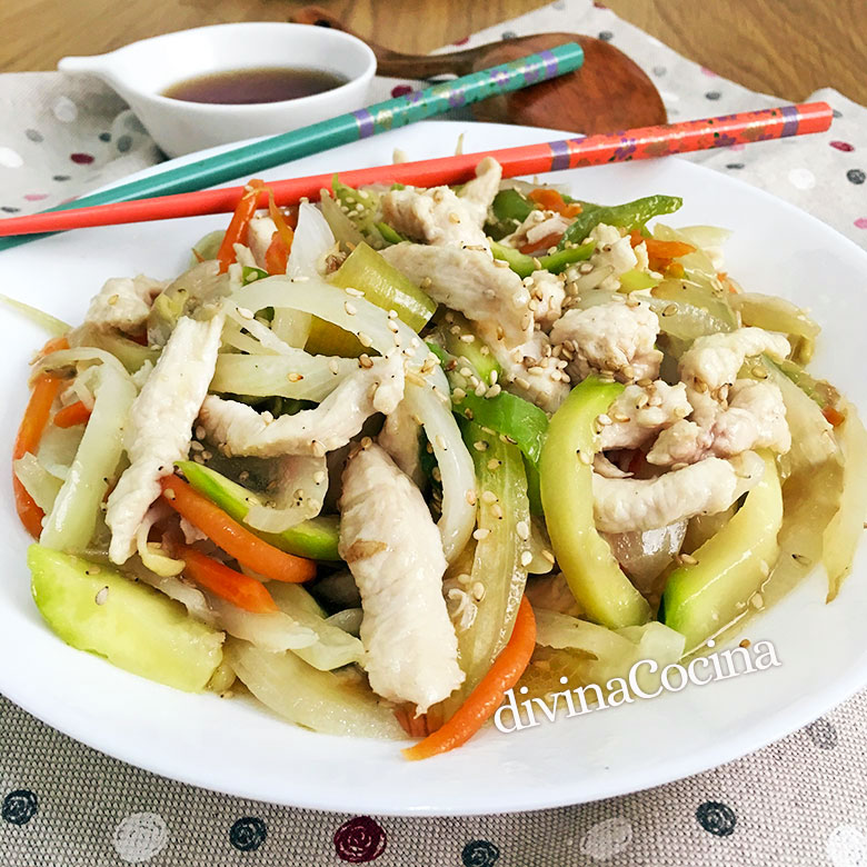 Chop suey de pollo al estilo chino - Receta de DIVINA COCINA