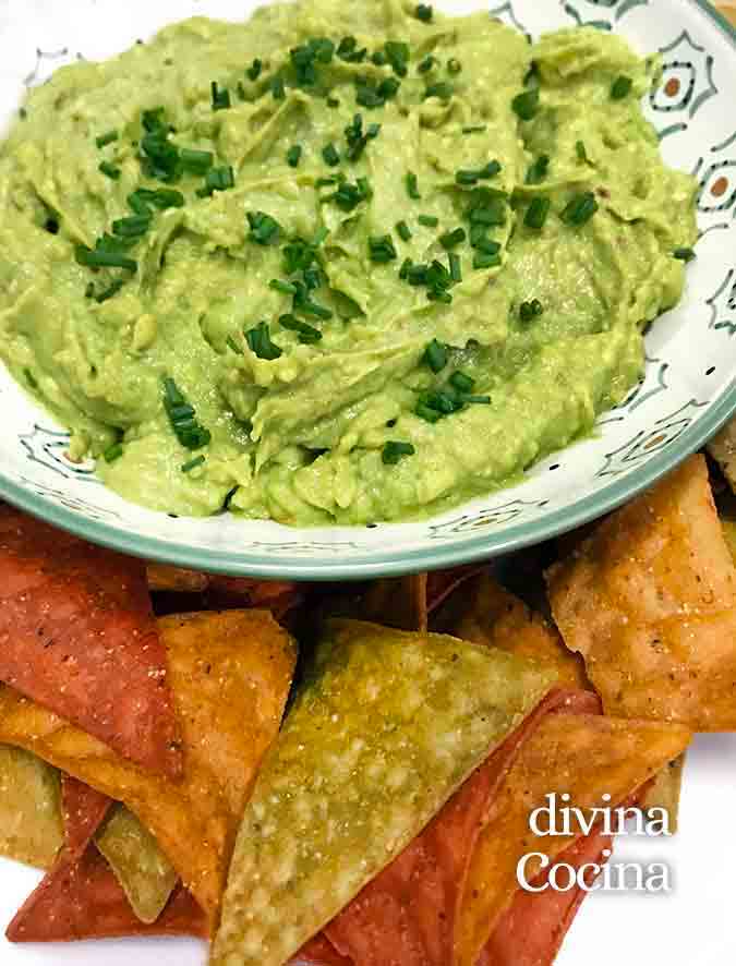 dip de aguacate queso anchoas