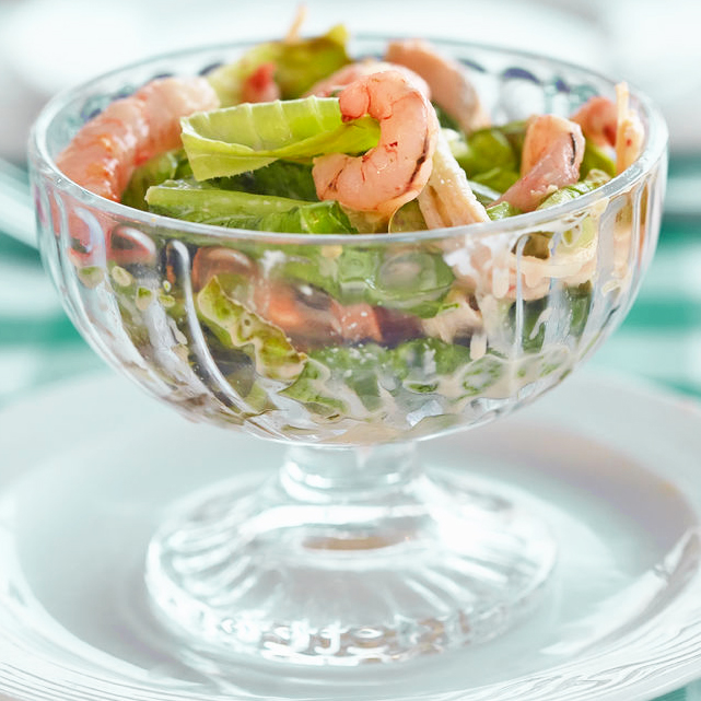 receta de ensalada con aguacate y gambas