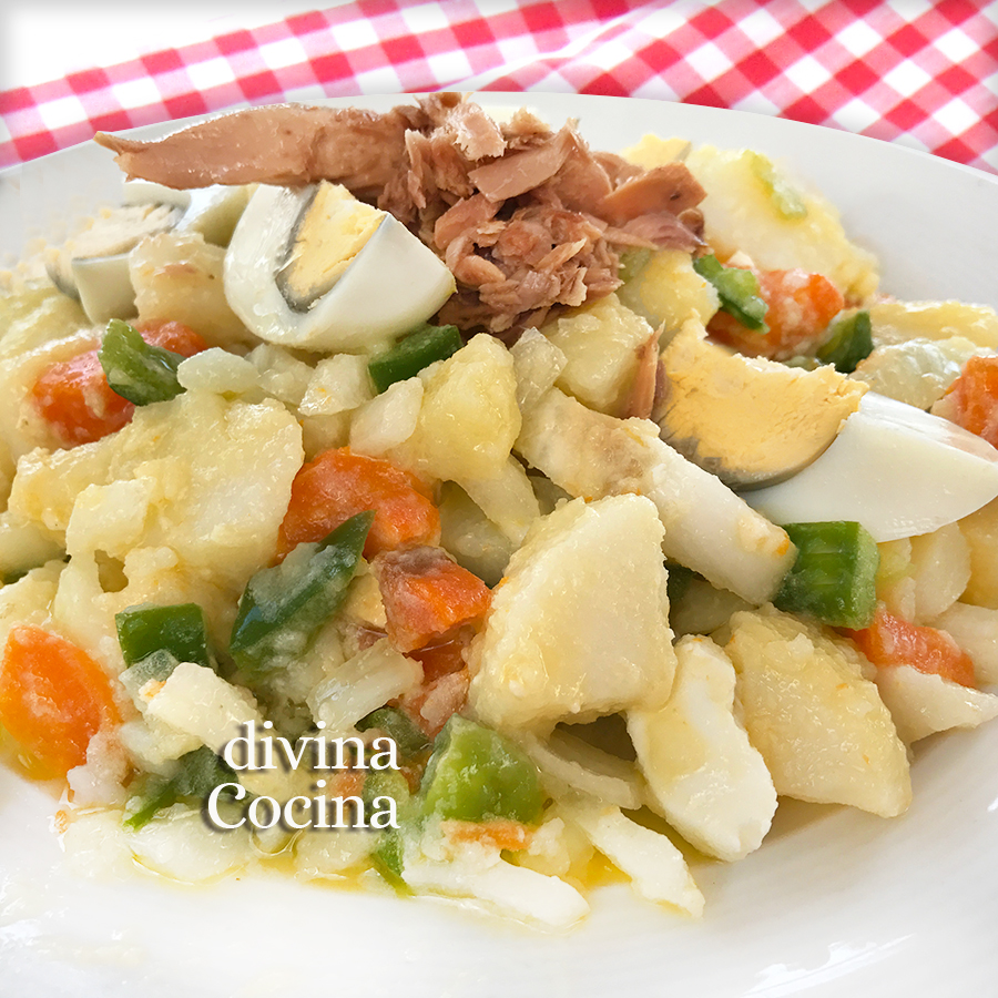 ensalada campera de patatas plato