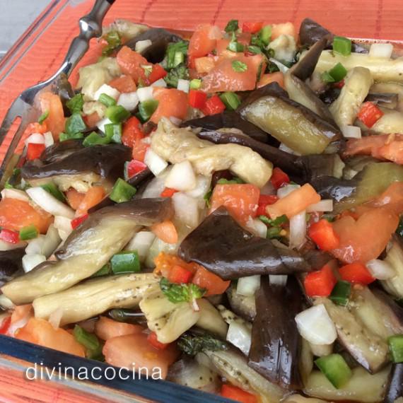 ensalada de berenjenas y menta