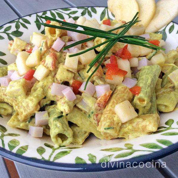 Ensalada de pasta al curry