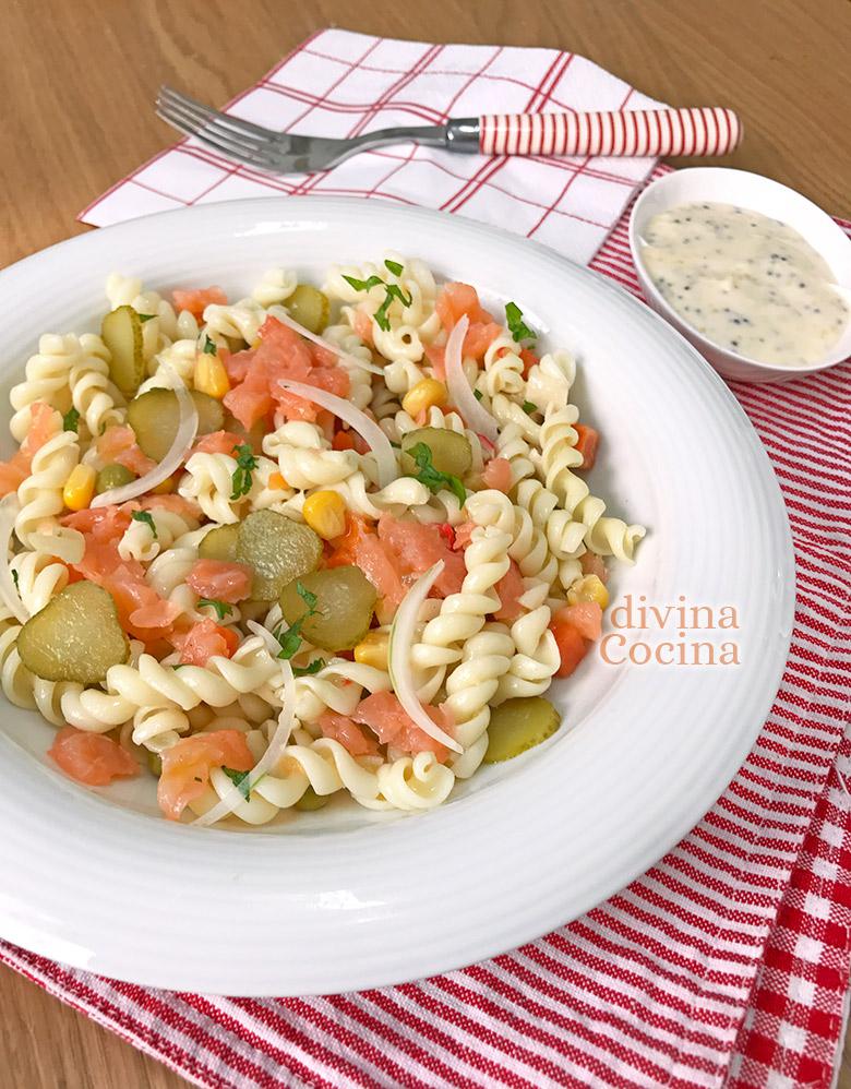 ensalada de pasta con salmon 