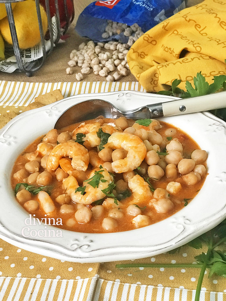 Garbanzos con langostinos 99