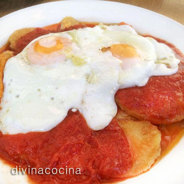 huevos de la abuela con ajillo andaluz