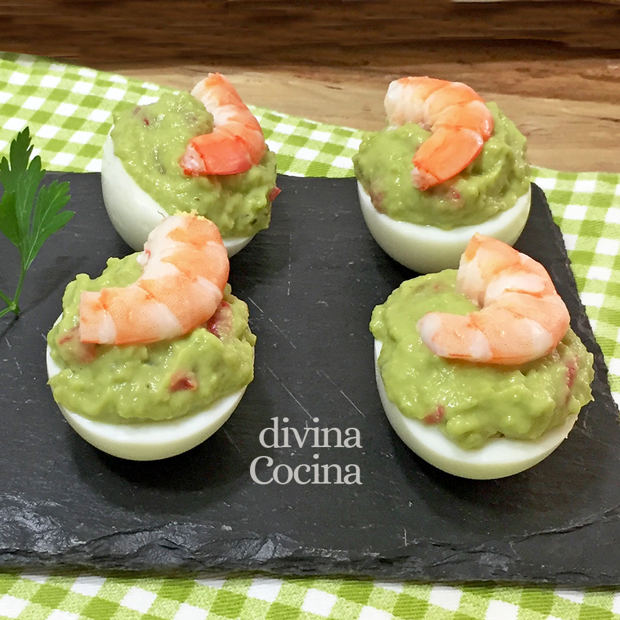 huevos rellenos de guacamole 2