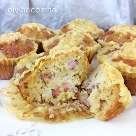 muffins de queso y bacón