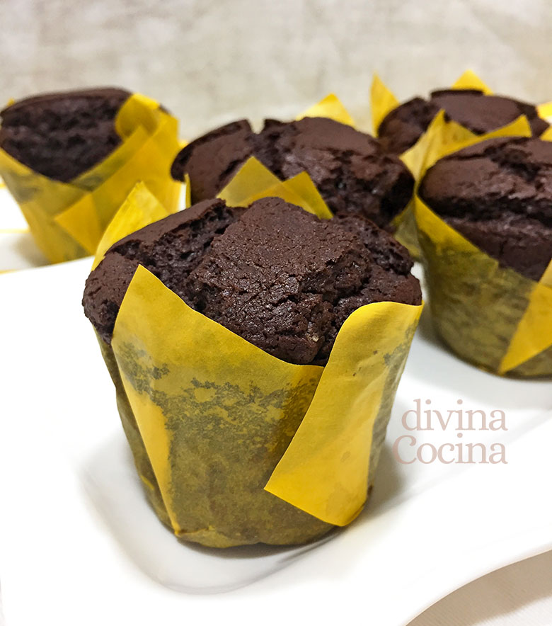 muffins de chocolate negro 