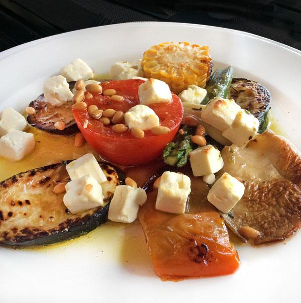 parrillada-de-verduras-con-queso-feta