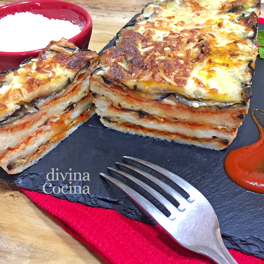 Pastel de berenjenas con pan de molde