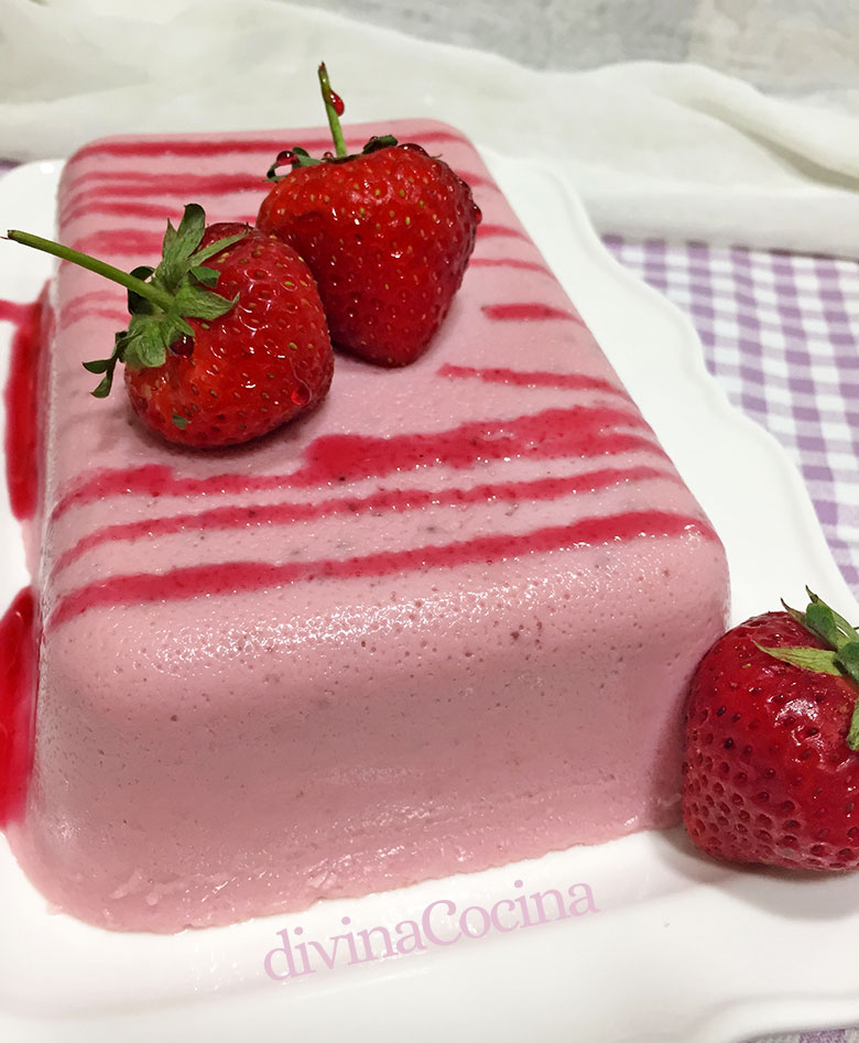 pastel light de queso fresas