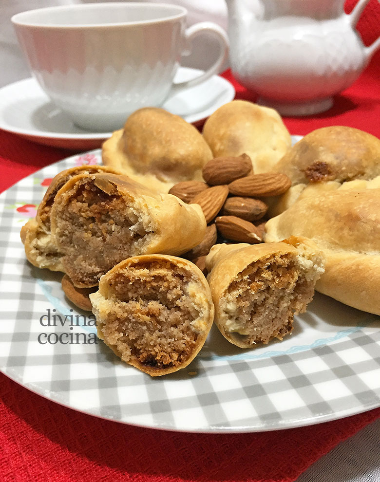 pasteles de almendra y canela