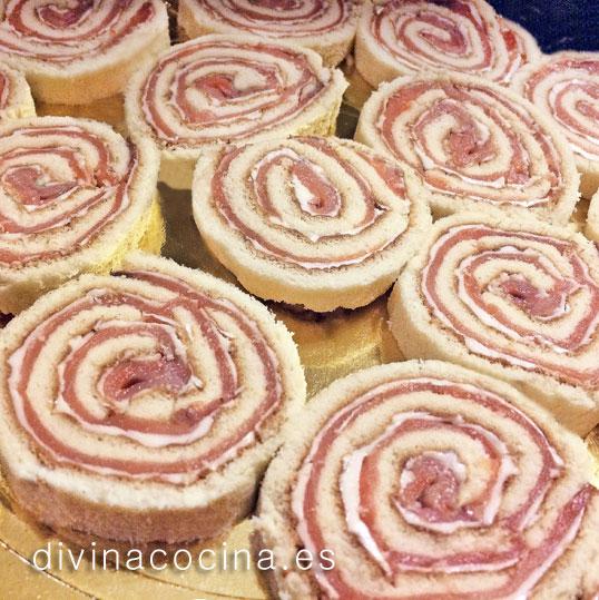 PIONONOS DE SALMÓN Y QUESO CREMA