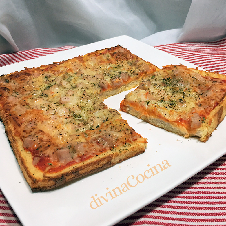 Pizza con base de pan de molde - Receta de DIVINA COCINA