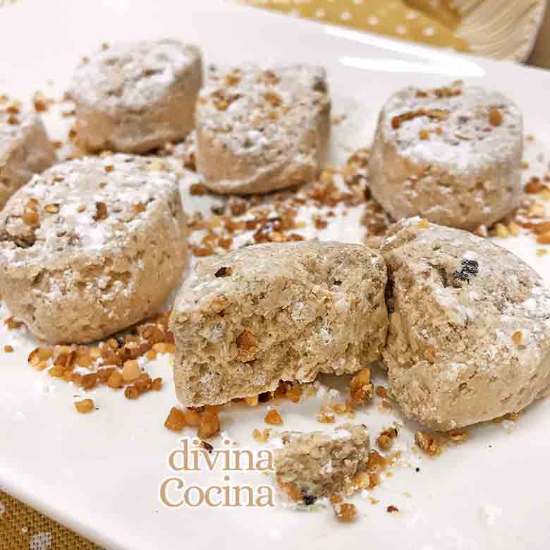 Polvorones caseros de almendra - Receta de DIVINA COCINA