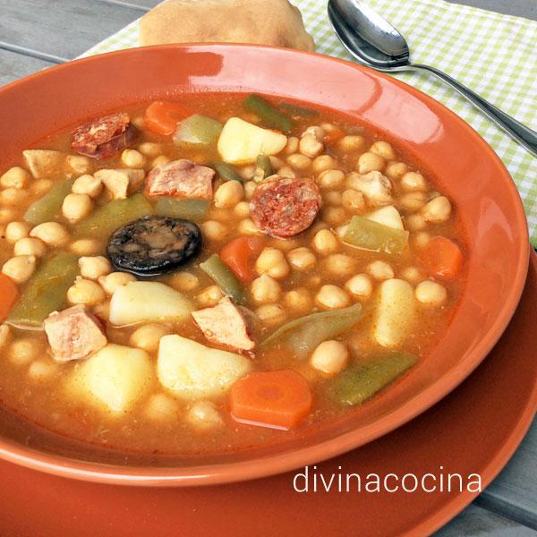 potaje de garbanzos a la antigua