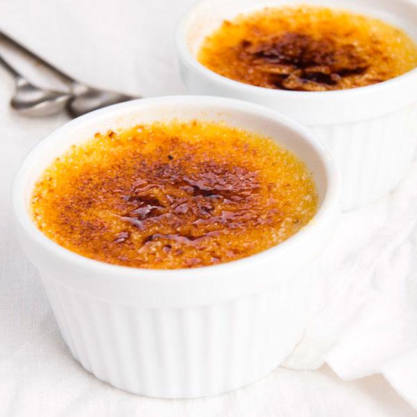 Como flamear creme brulee