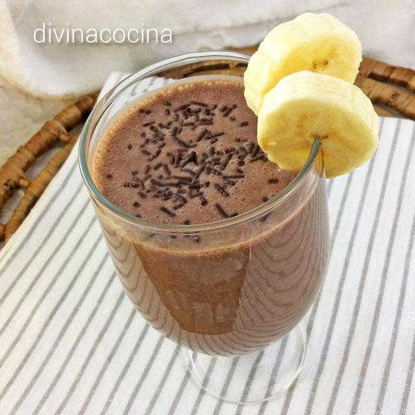 smoothie de chocolate y plátano