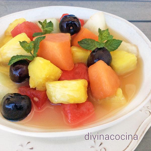 Sopa de frutas de temporada - Receta de DIVINA COCINA