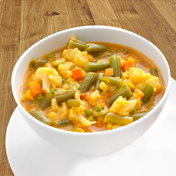 Sopa de verduras al curry