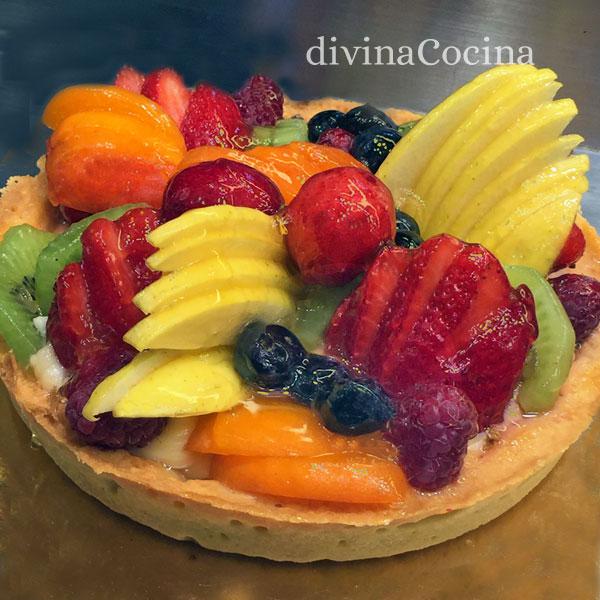 tarta de crema con frutas