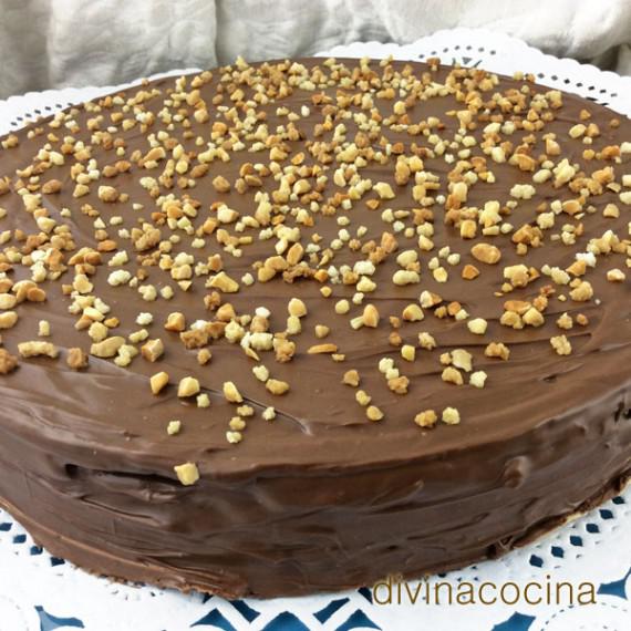 tarta de obleas y chocolate (Tarta Huesitos)