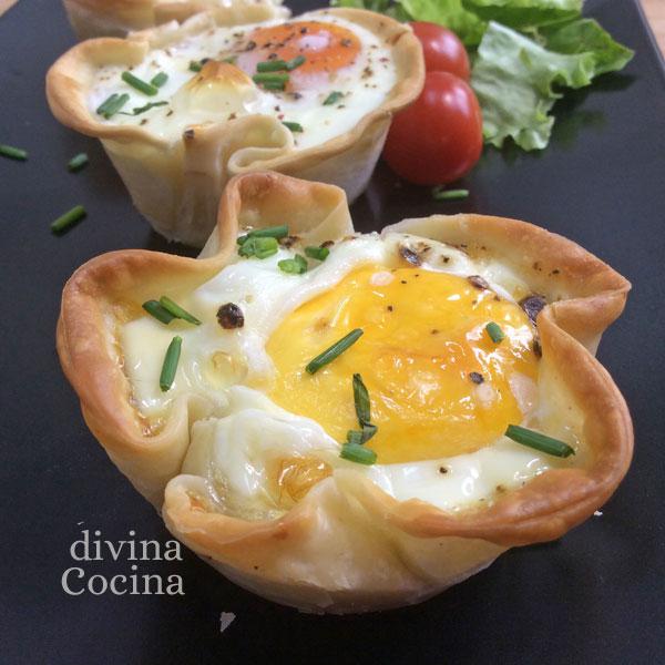 tartaletas de huevo, jamón y queso