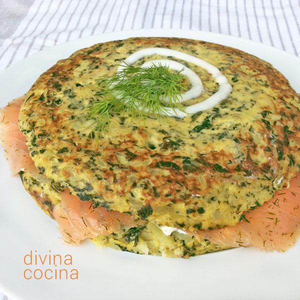 tortilla de espinacas rellena de salmon