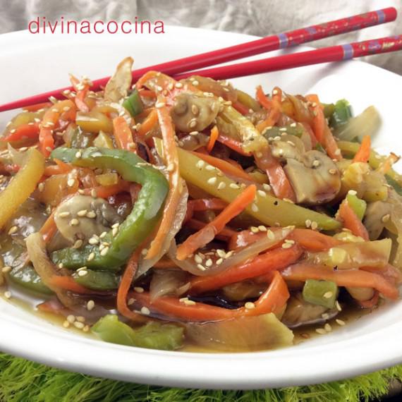 verduras salteadas al estilo chino